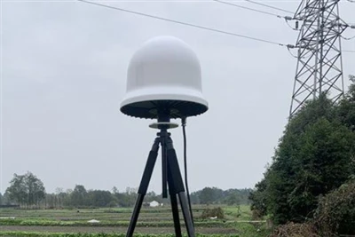 Penggunaan dan karakteristik penipuan navigasi satelit 360 derajat UAV