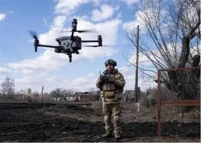 Seberapa jauh drone jammer?